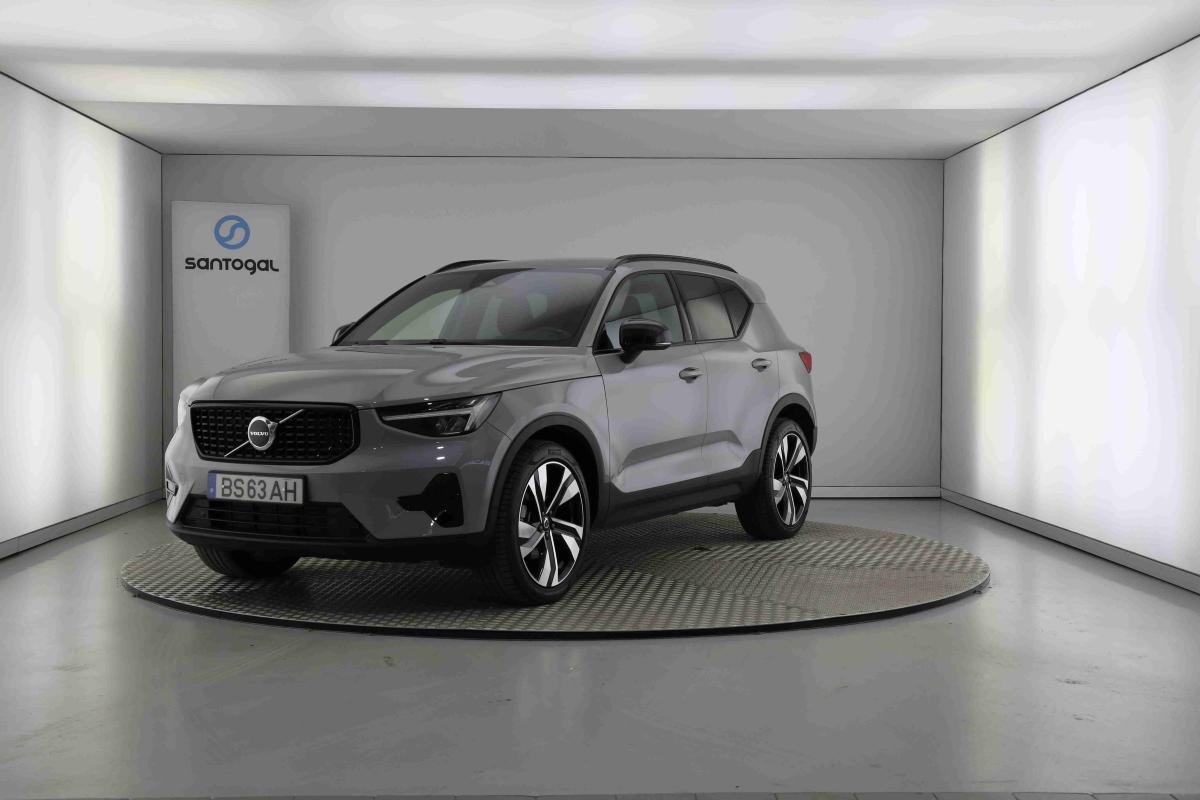 volvo-xc40-2025-gasolina-1969cc