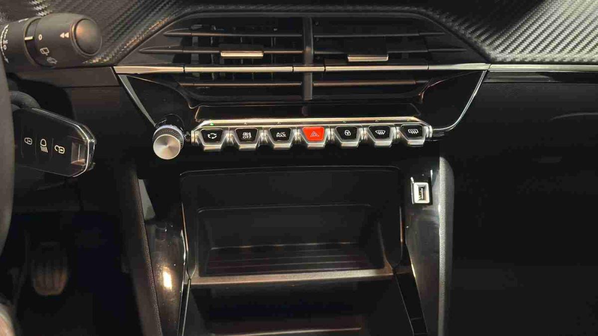 peugeot-208-2023-gasolina-1199cc