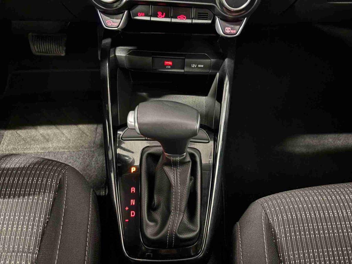 kia-stonic-2025-gasolina-998cc