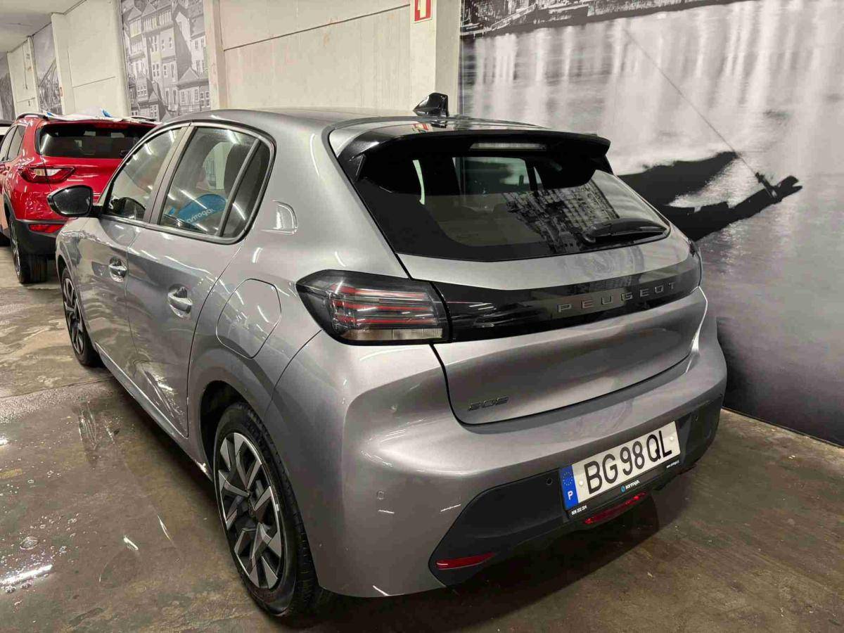 peugeot-208-2024-gasolina-1199cc