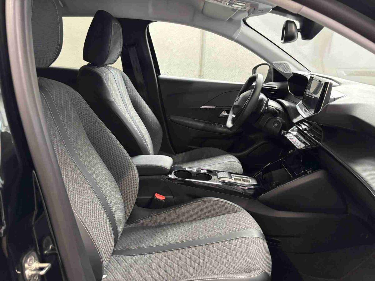 peugeot-208-2025-gasolina-1199cc