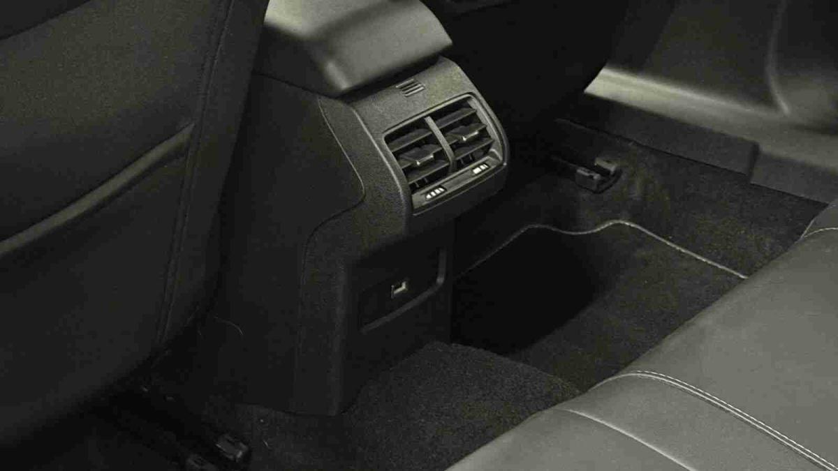 citroen-e-c4-2025-eletrico-0cc