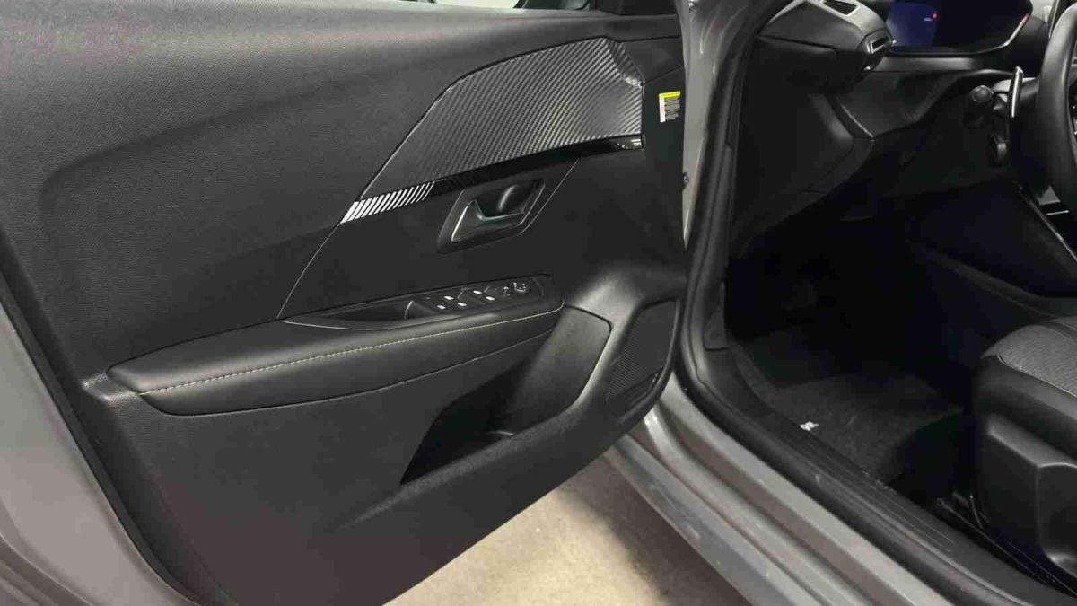 peugeot-208-2025-gasolina-1199cc