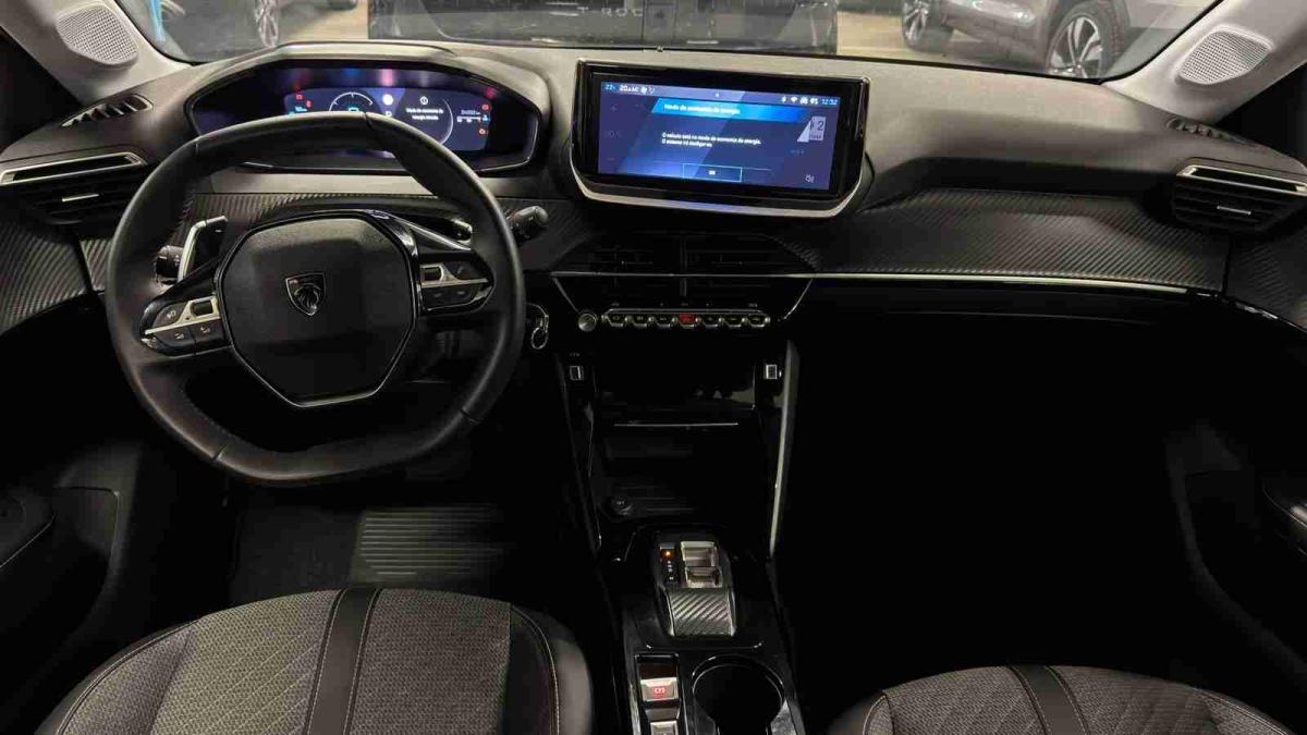 peugeot-208-2025-gasolina-1199cc