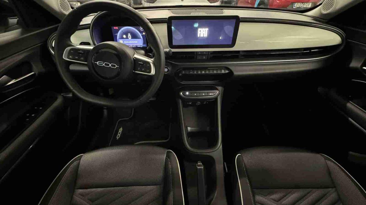 fiat-600-2024-gasolina-1199cc