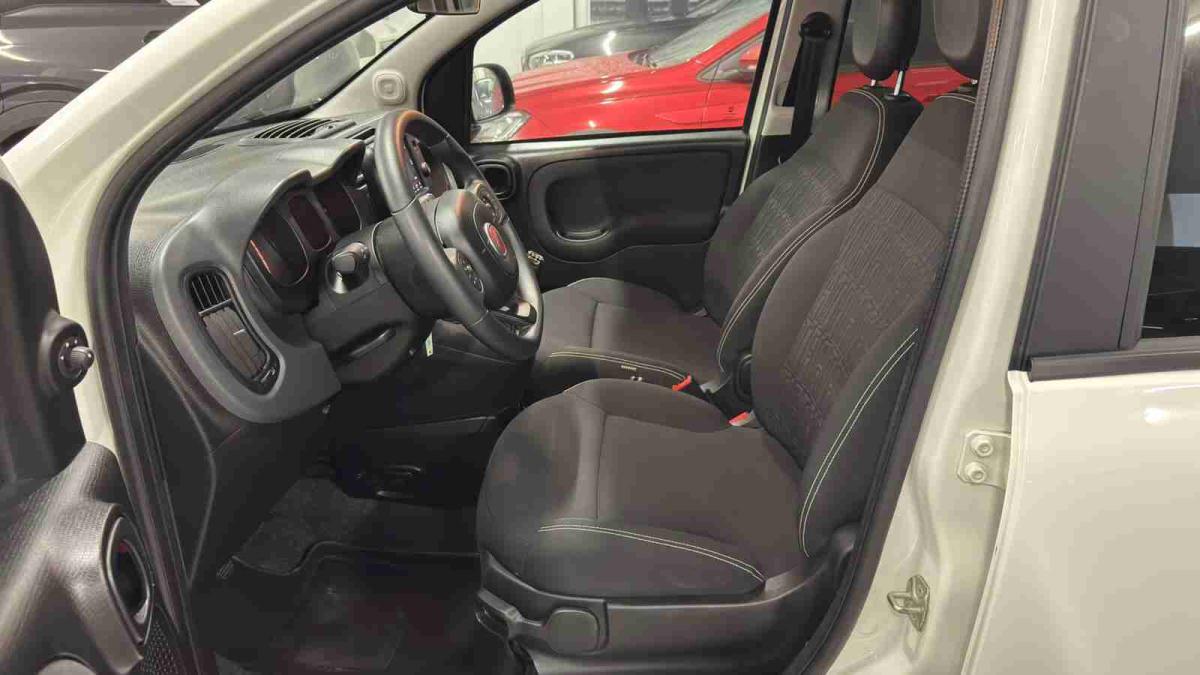 fiat-panda-2024-gasolina-999cc