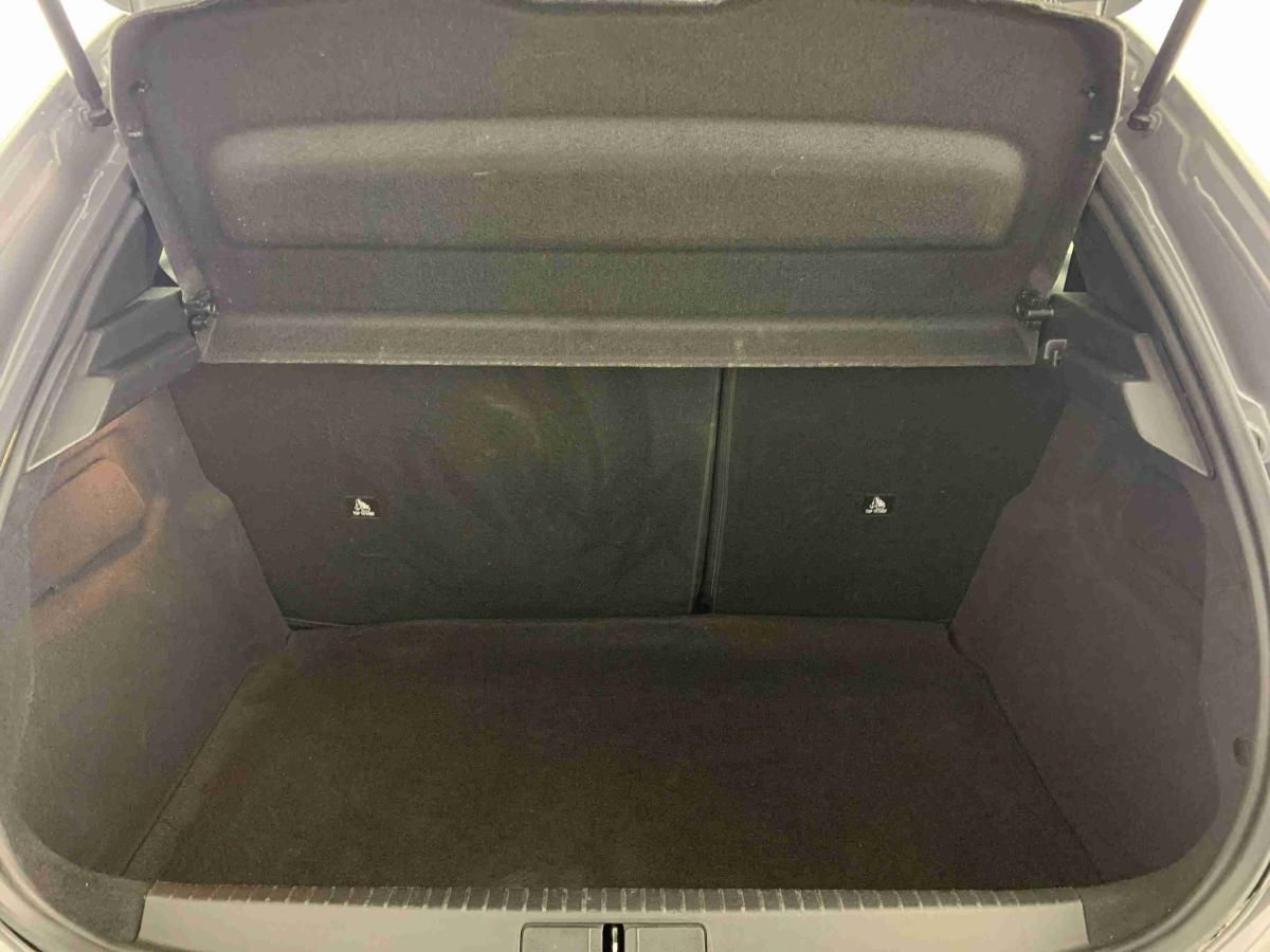 peugeot-208-2025-gasolina-1199cc