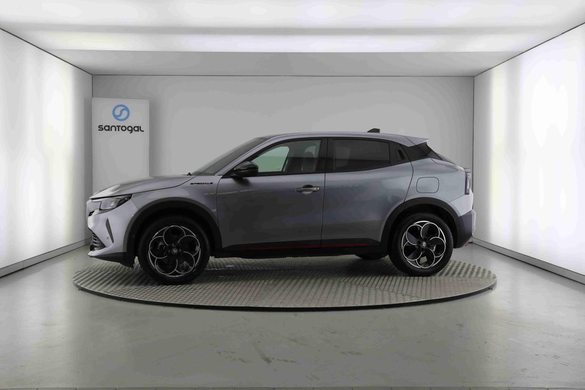 alfa-romeo-junior-2025-eletrico-0cc