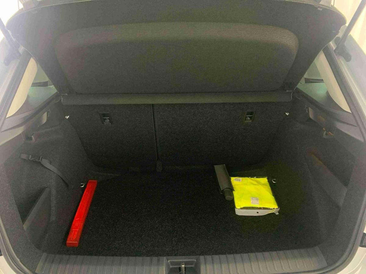 skoda-kamiq-2025-gasolina-999cc