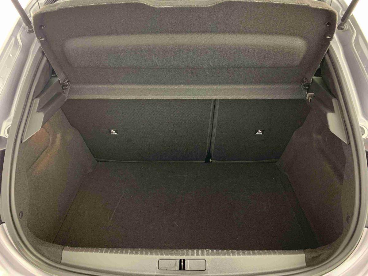 peugeot-208-2025-gasolina-1199cc