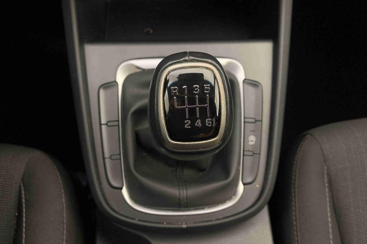 hyundai-kauai-2022-gasolina-998cc