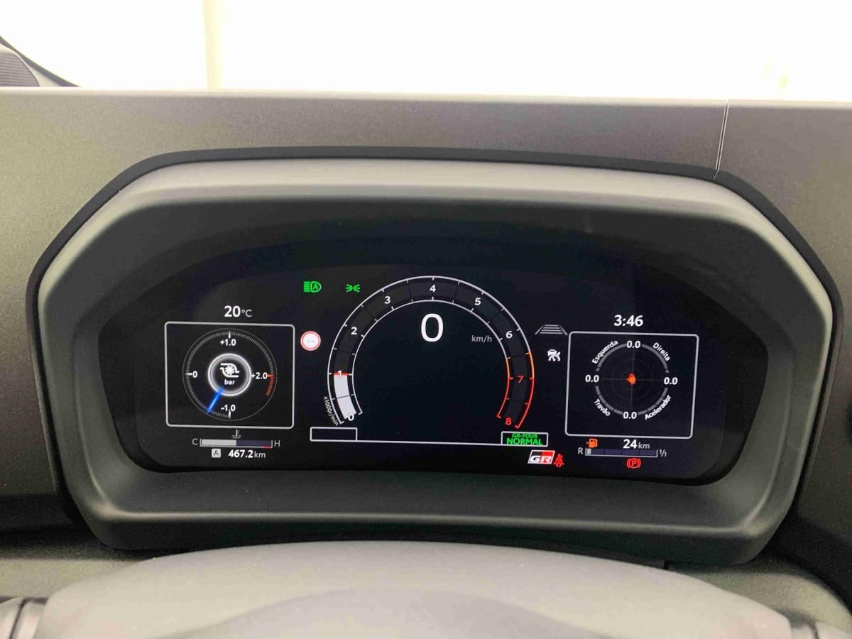 toyota-yaris-2025-gasolina-1618cc