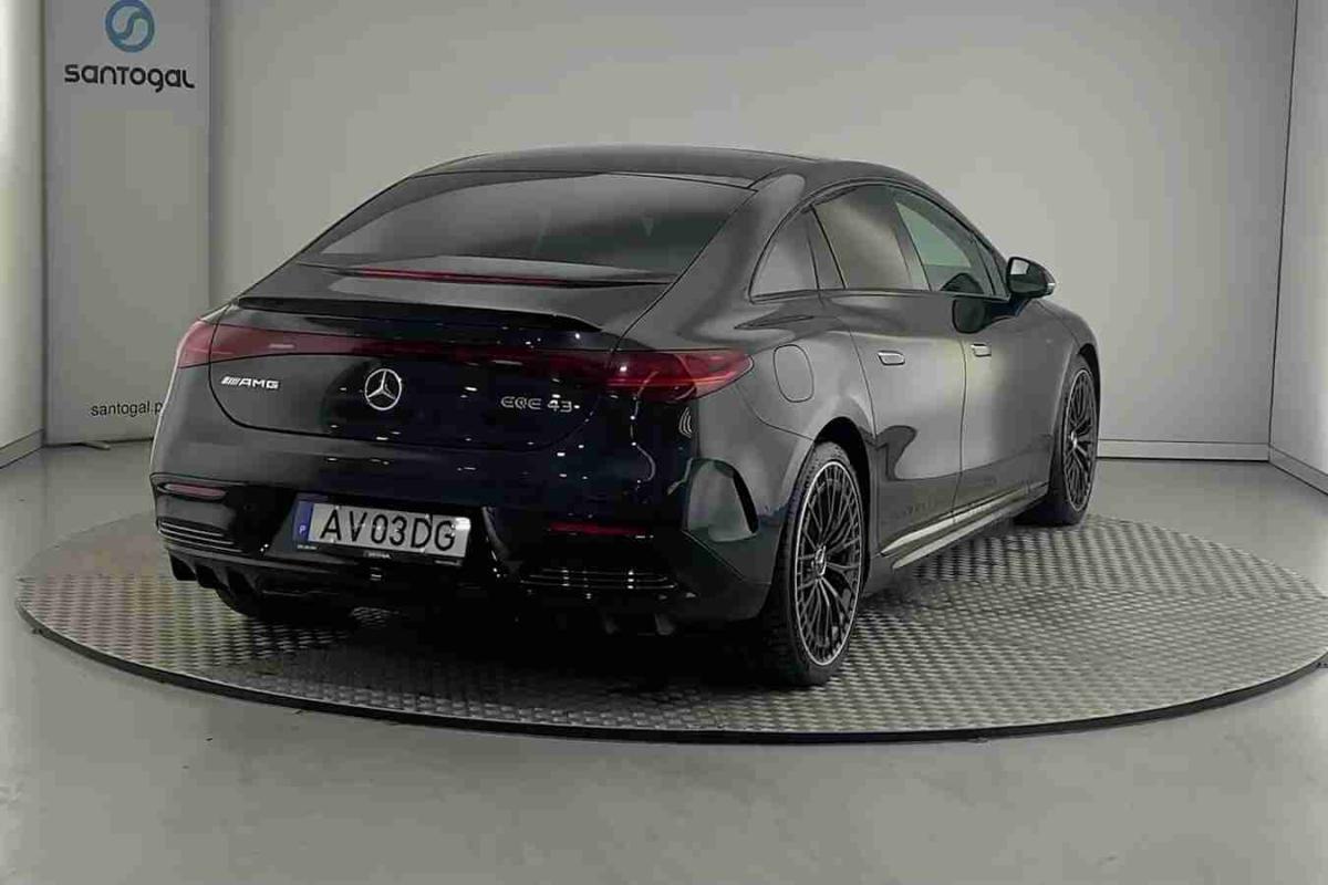 mercedes-benz-eqe-2022-eletrico-0cc