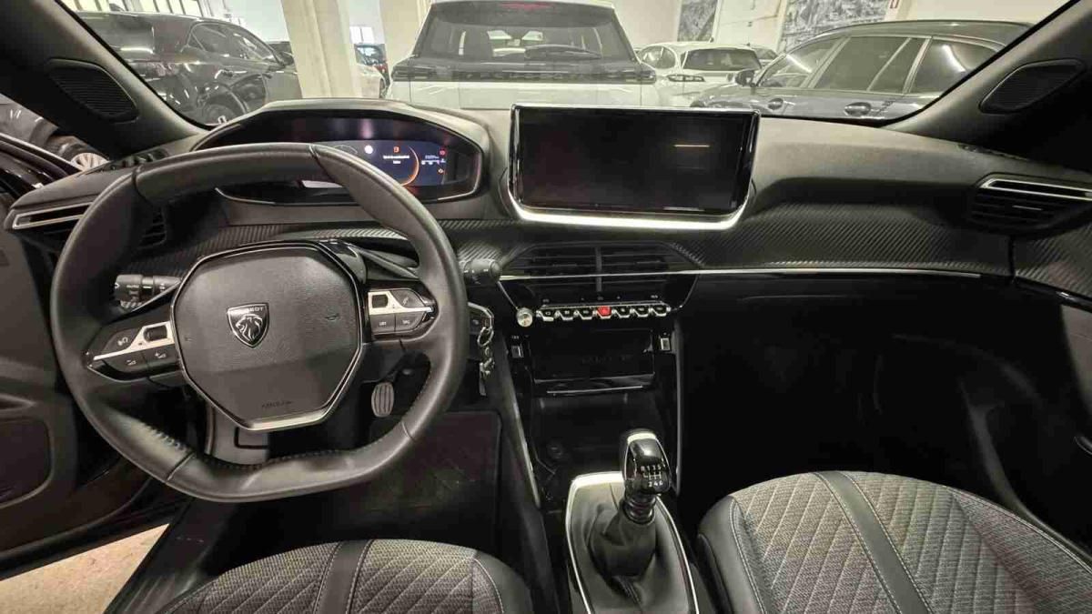 peugeot-2008-2024-gasolina-1199cc