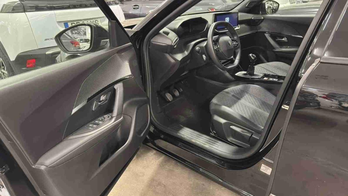 peugeot-2008-2024-gasolina-1199cc