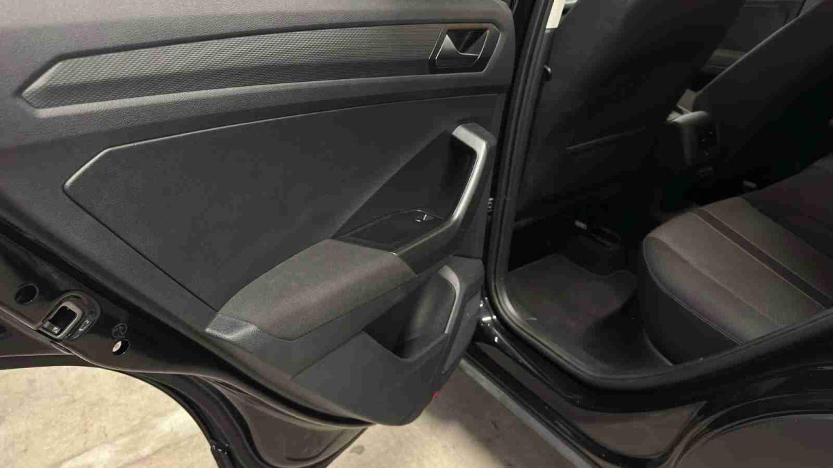 volkswagen-t-roc-2025-gasolina-999cc