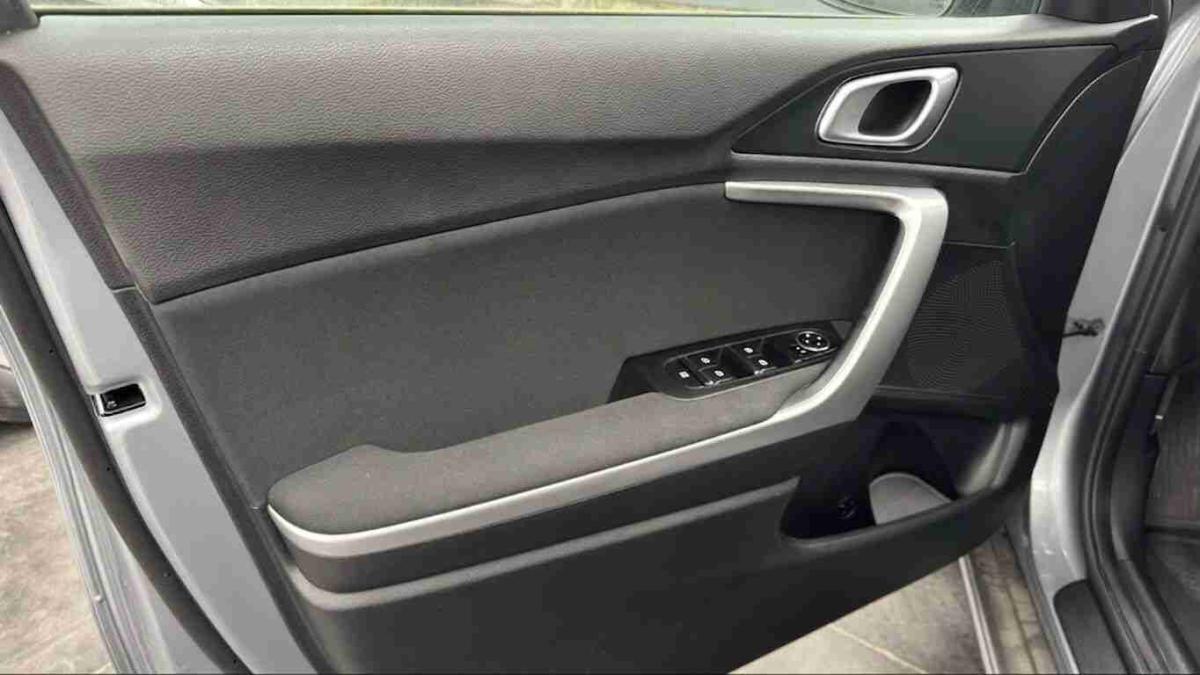 kia-xceed-2025-gasolina-998cc