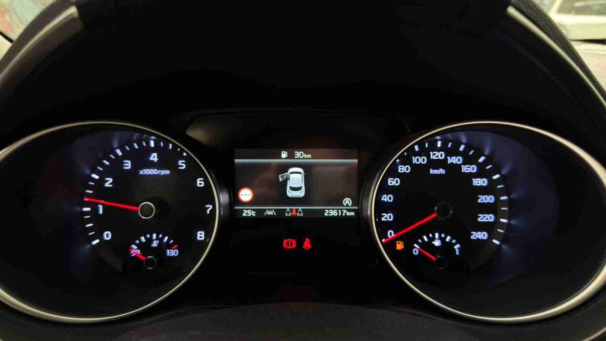 kia-xceed-2025-gasolina-998cc