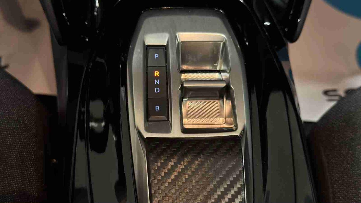 peugeot-e-2008-2026-eletrico-0cc