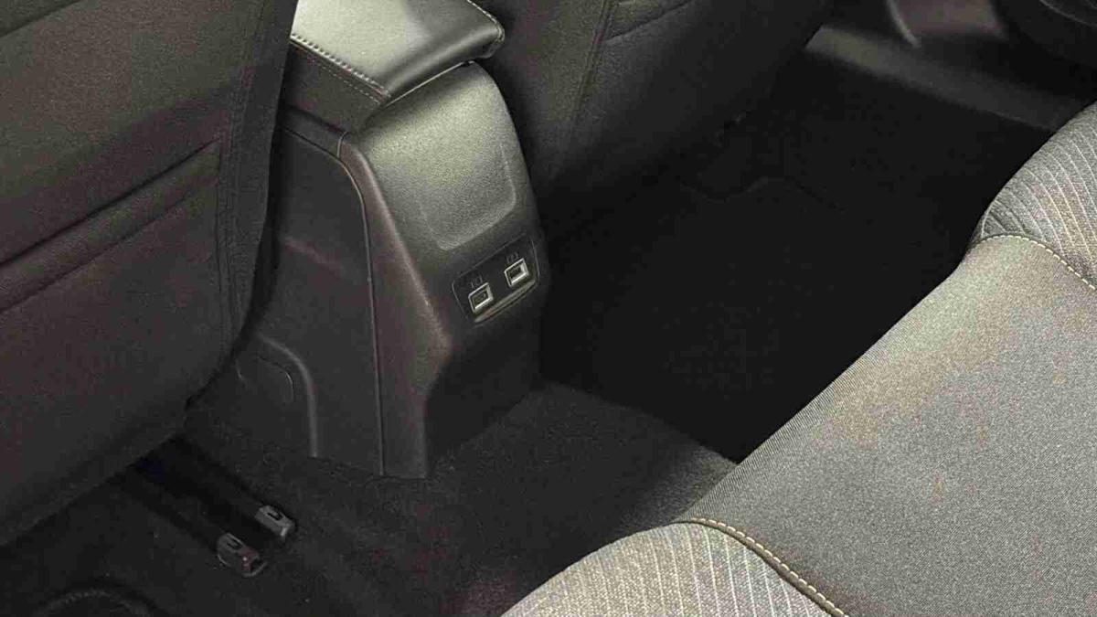 peugeot-e-2008-2026-eletrico-0cc