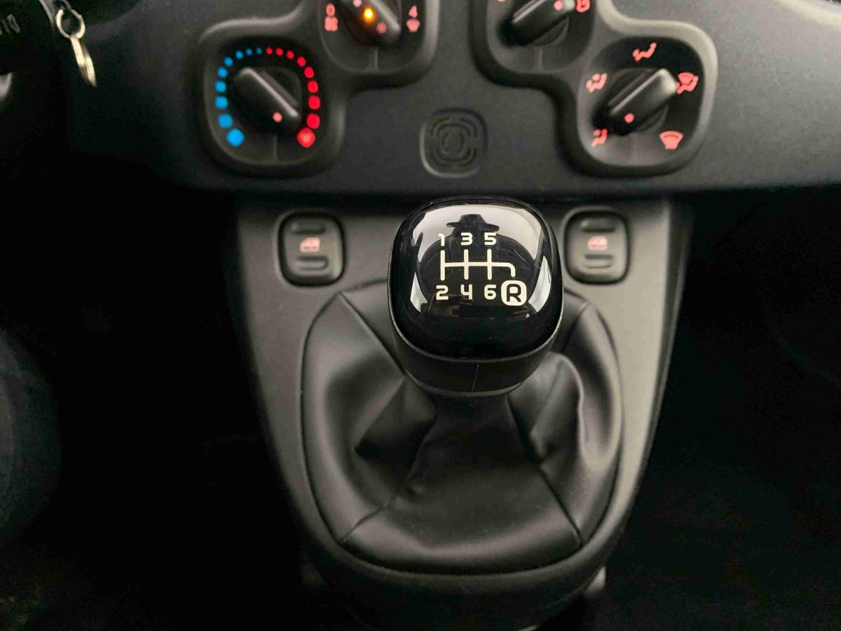 fiat-panda-2024-gasolina-999cc