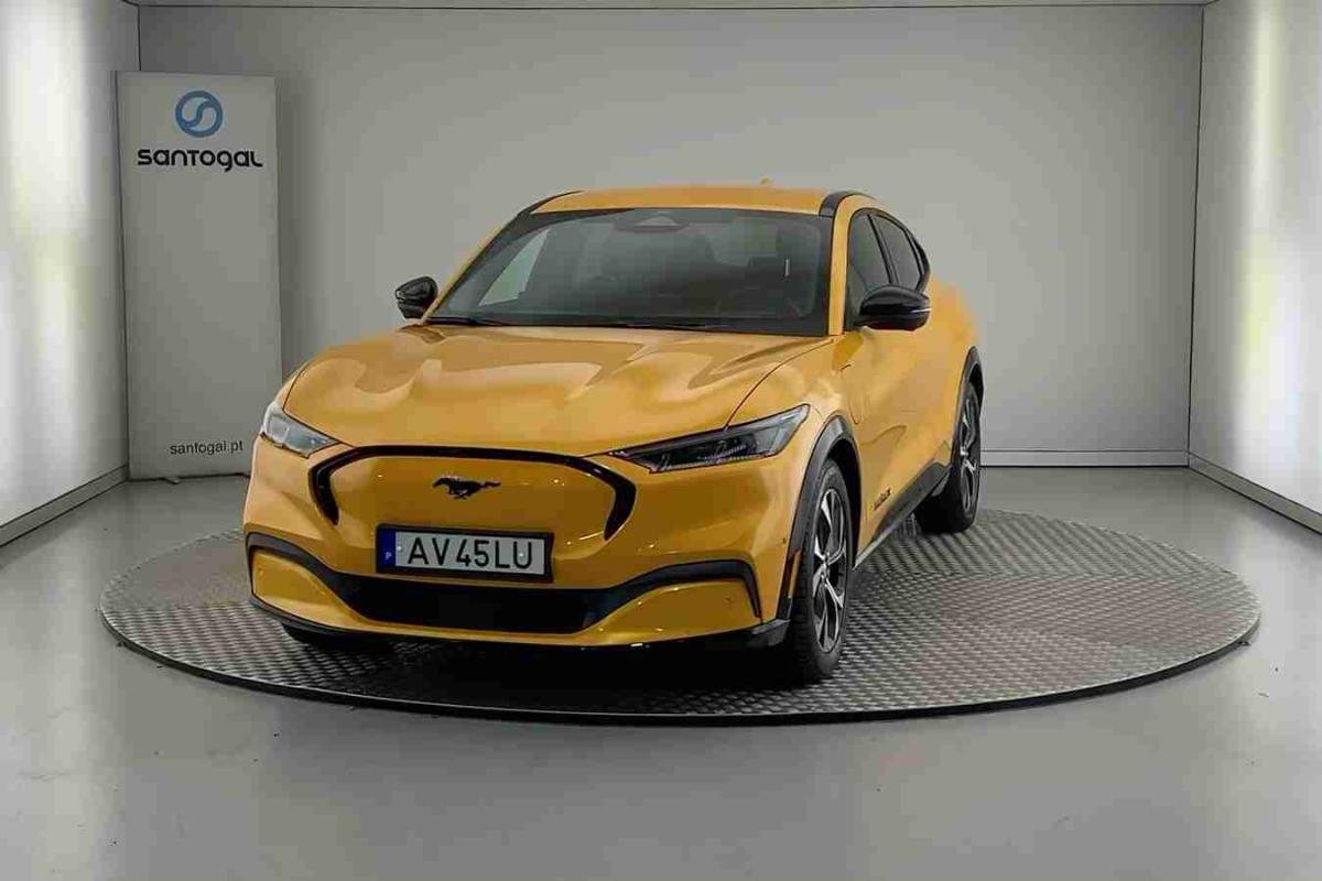 ford-mustang-mach-e-2022-eletrico-0cc