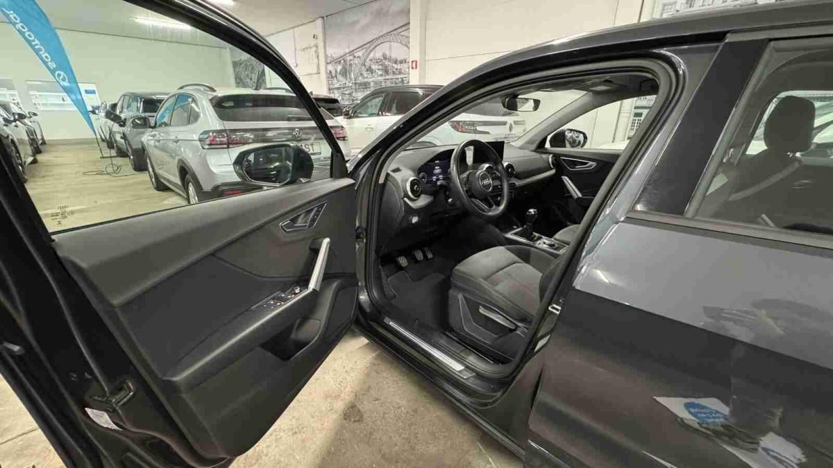audi-q2-2024-gasolina-999cc