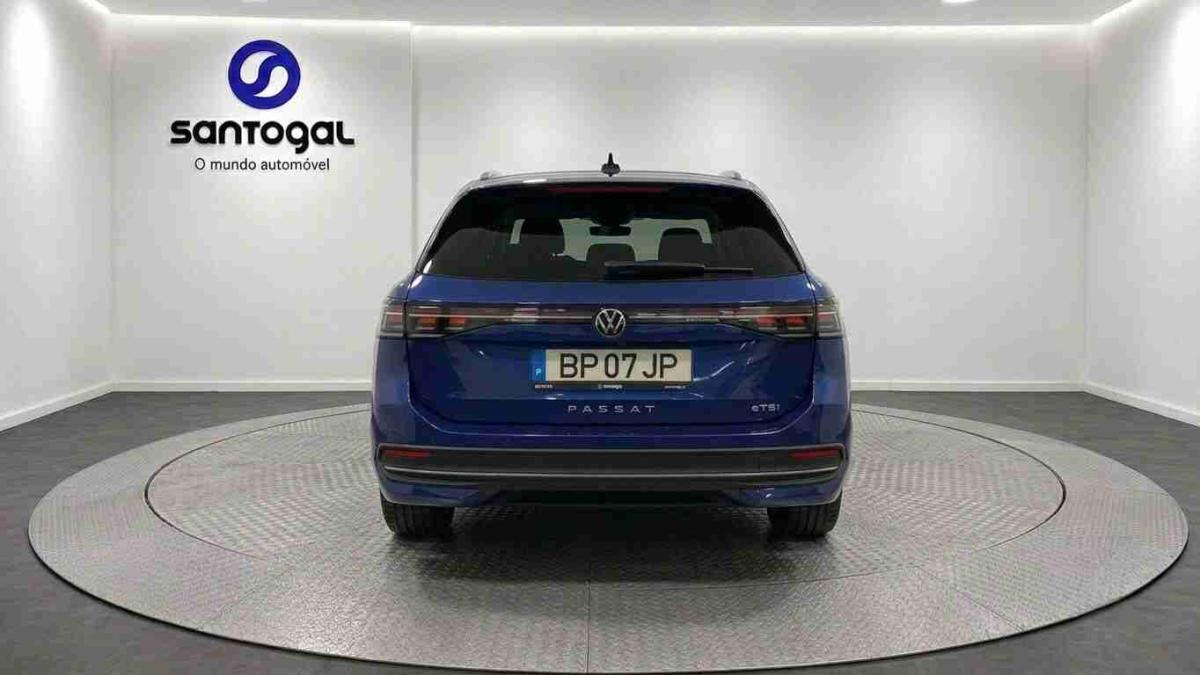 volkswagen-passat-2024-hibrido-1498cc