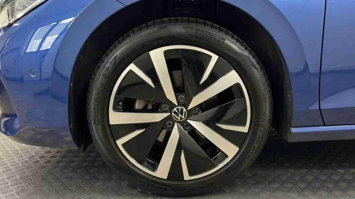 volkswagen-passat-2024-hibrido-1498cc