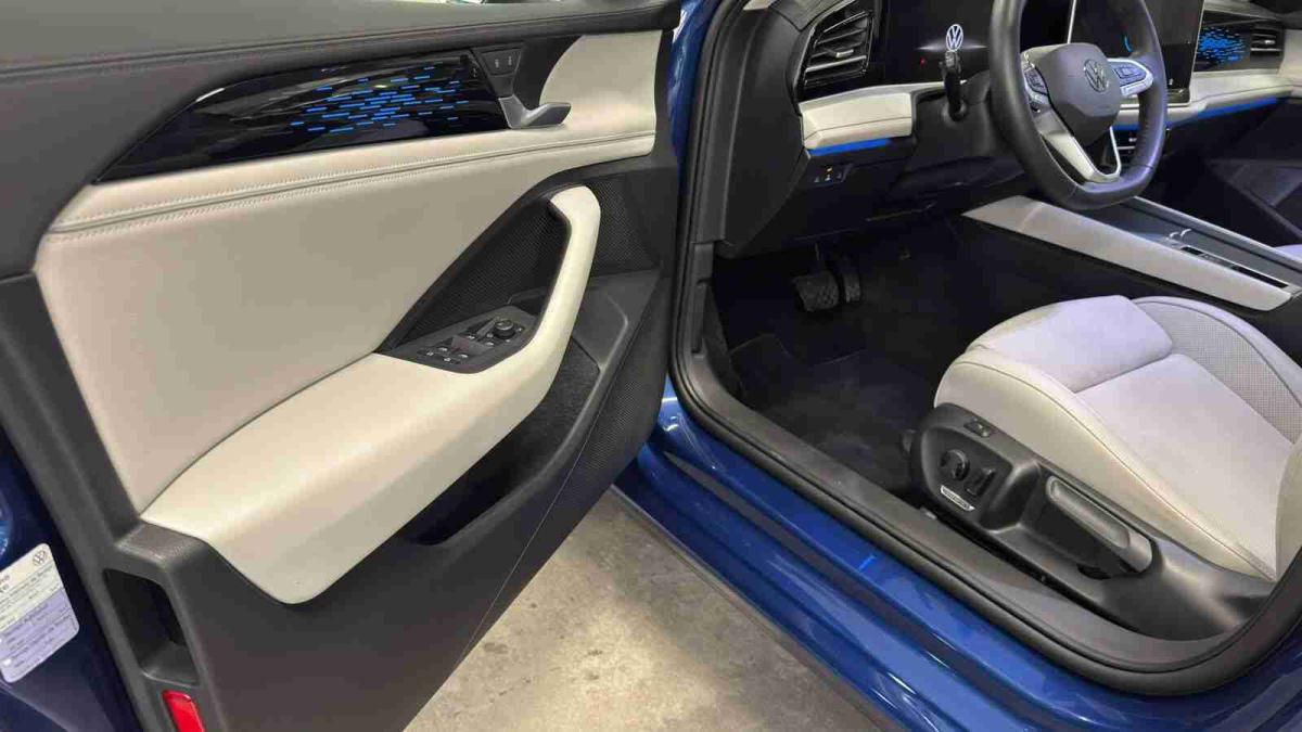 volkswagen-passat-2024-hibrido-1498cc