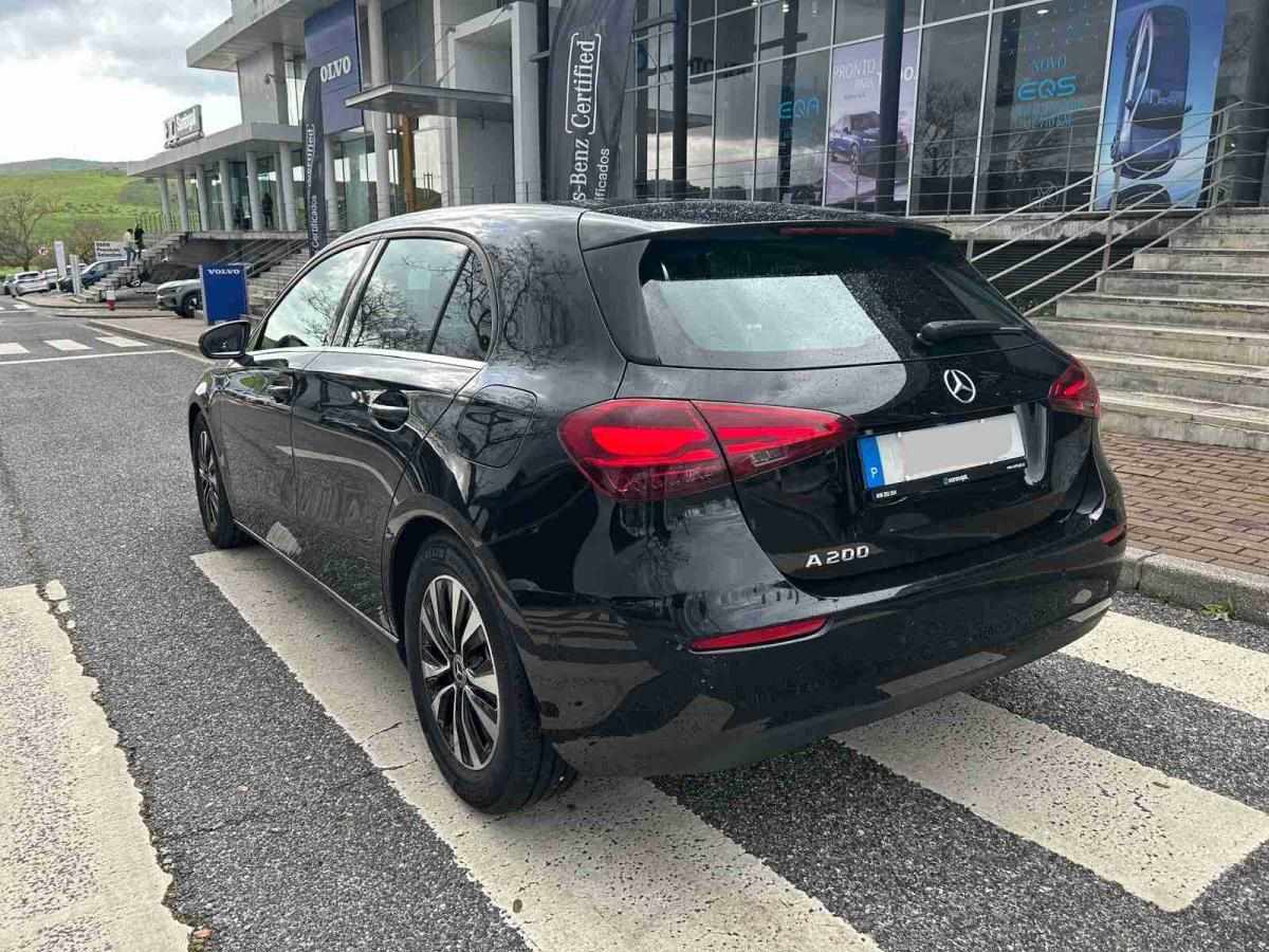 mercedes-benz-200-2025-gasolina-1332cc