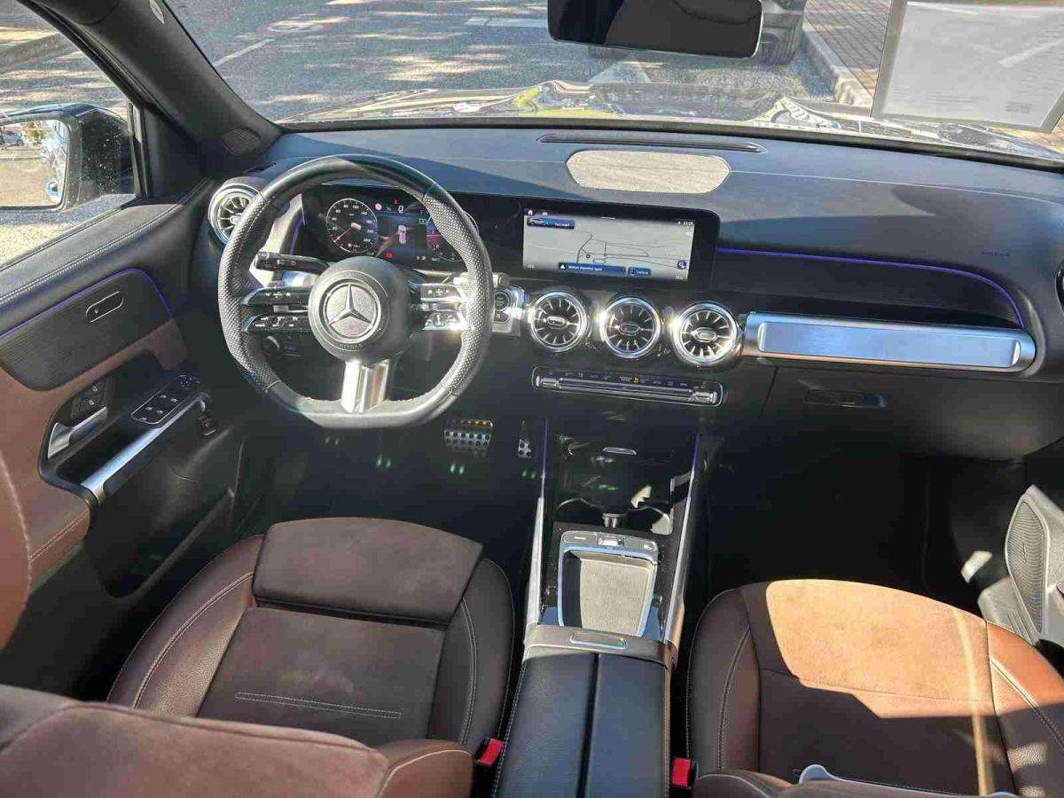 mercedes-benz-180-2024-diesel-1950cc