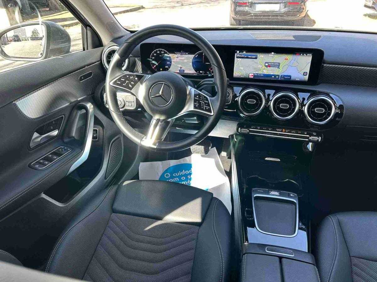 mercedes-benz-classe-a-2024-hibrido-1332cc