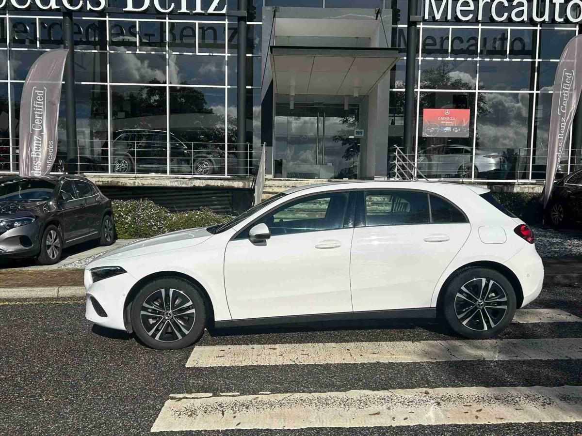 mercedes-benz-classe-a-2024-hibrido-1332cc