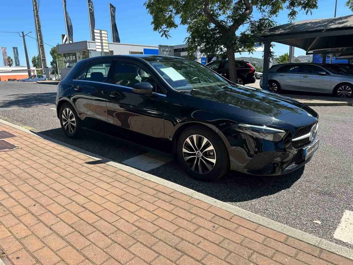 mercedes-benz-200-2025-gasolina-1332cc