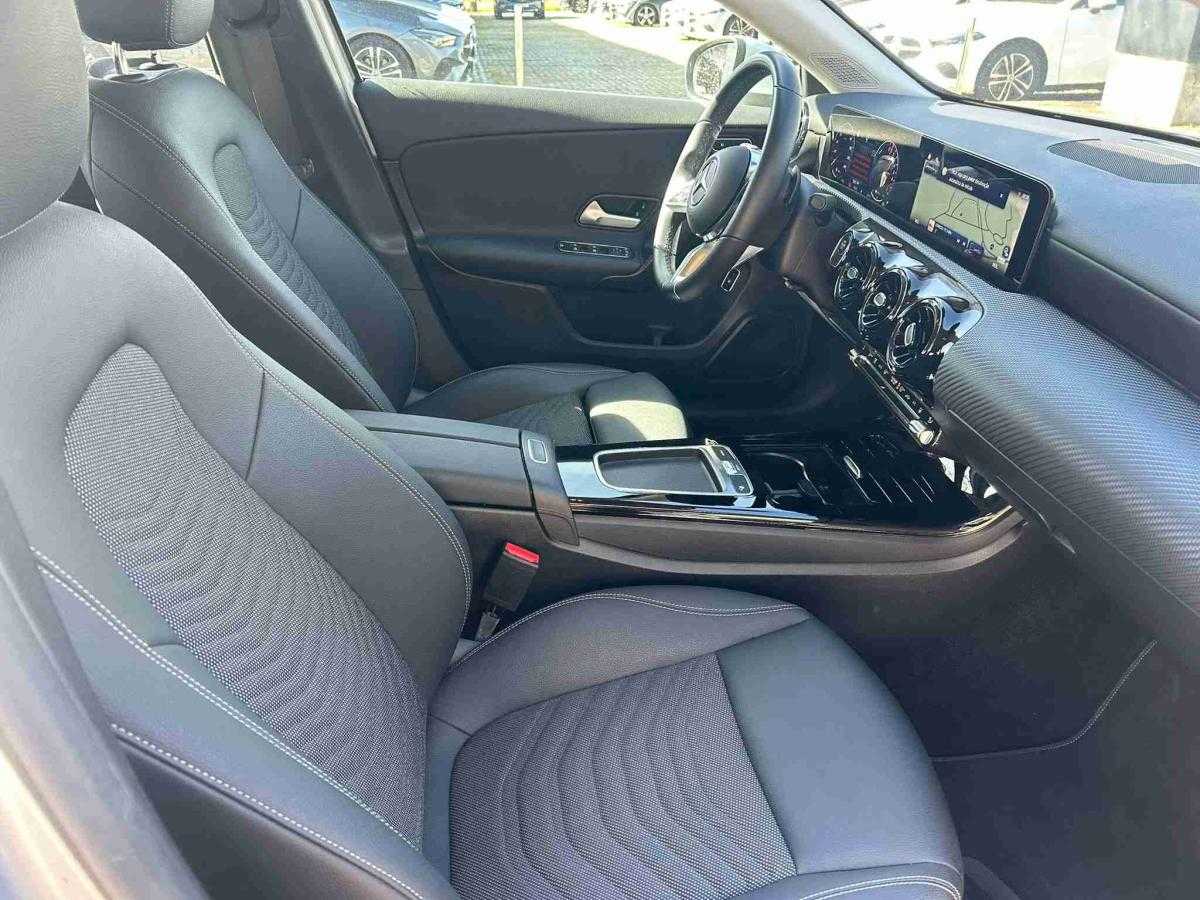 mercedes-benz-classe-a-2024-hibrido-1332cc