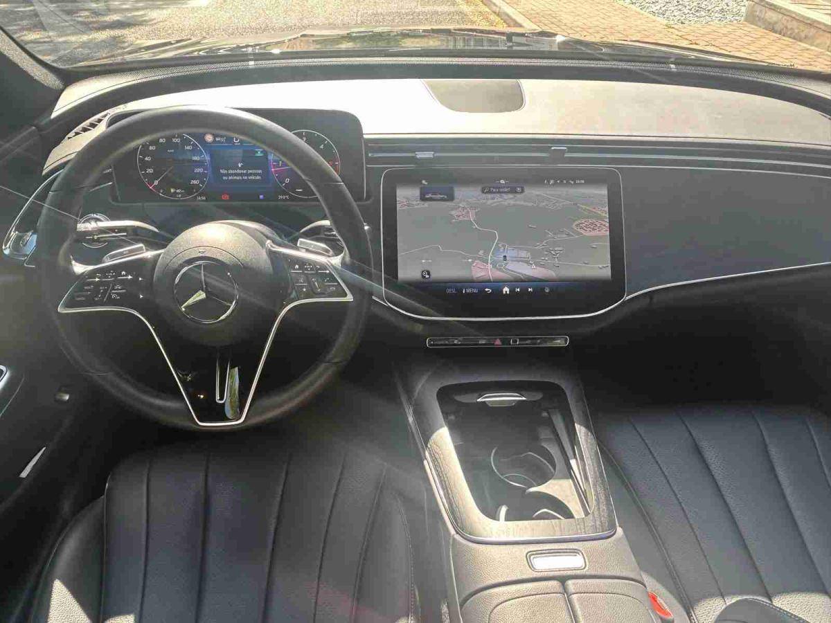 mercedes-benz-220-2025-diesel-1993cc