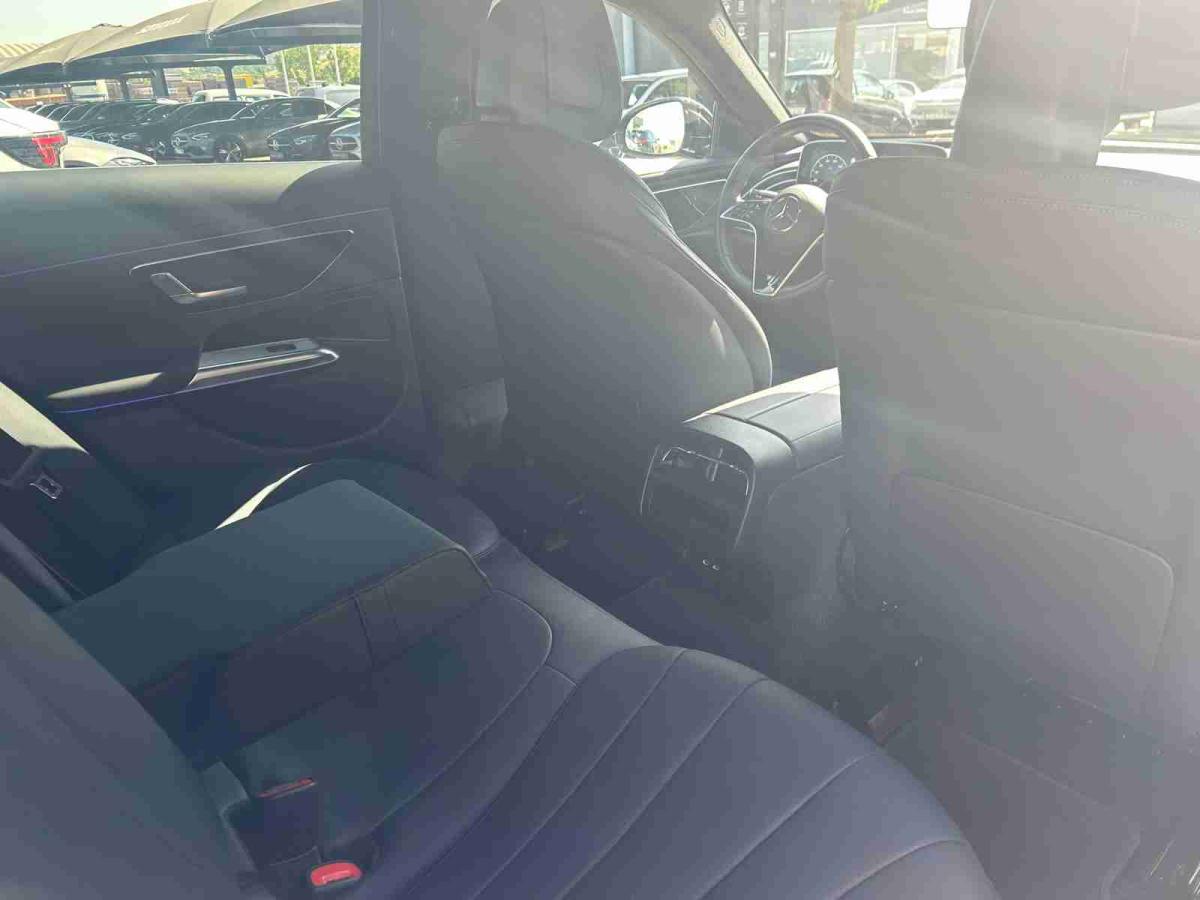 mercedes-benz-220-2025-diesel-1993cc