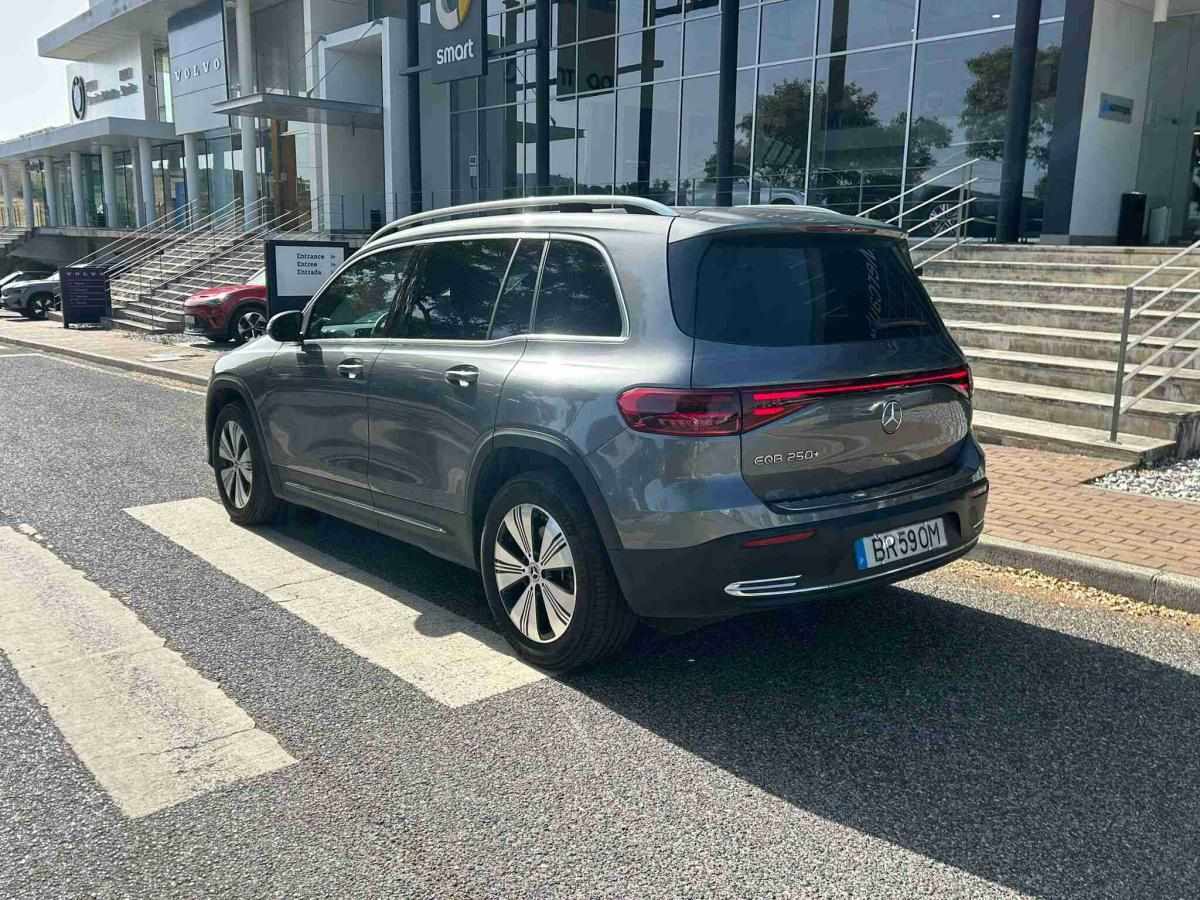 mercedes-benz-eqb-2025-eletrico-0cc
