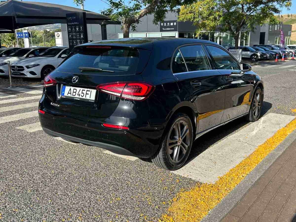 mercedes-benz-classe-a-2020-hibrido-1332cc
