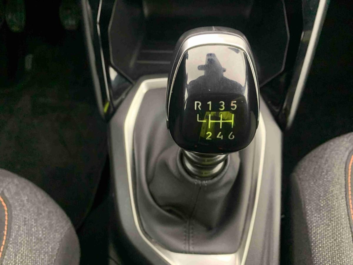 peugeot-2008-2025-gasolina-1199cc