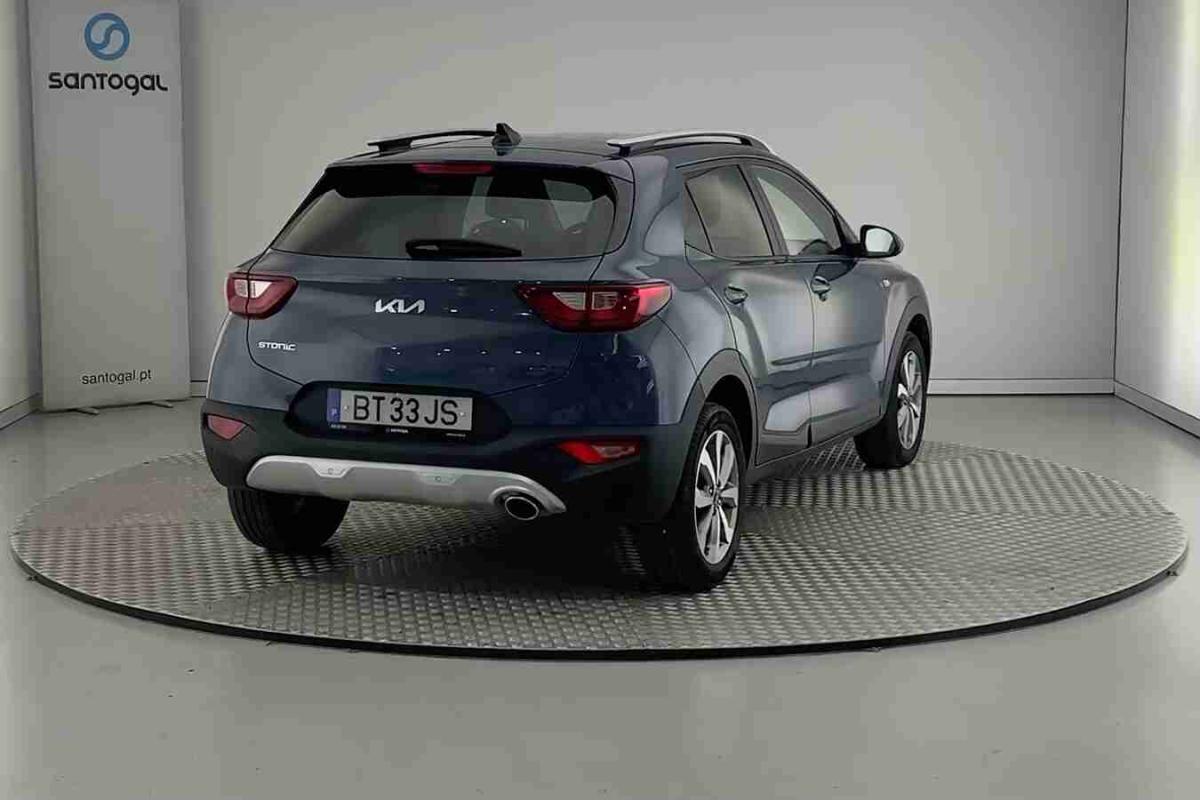 kia-stonic-2025-gasolina-1197cc