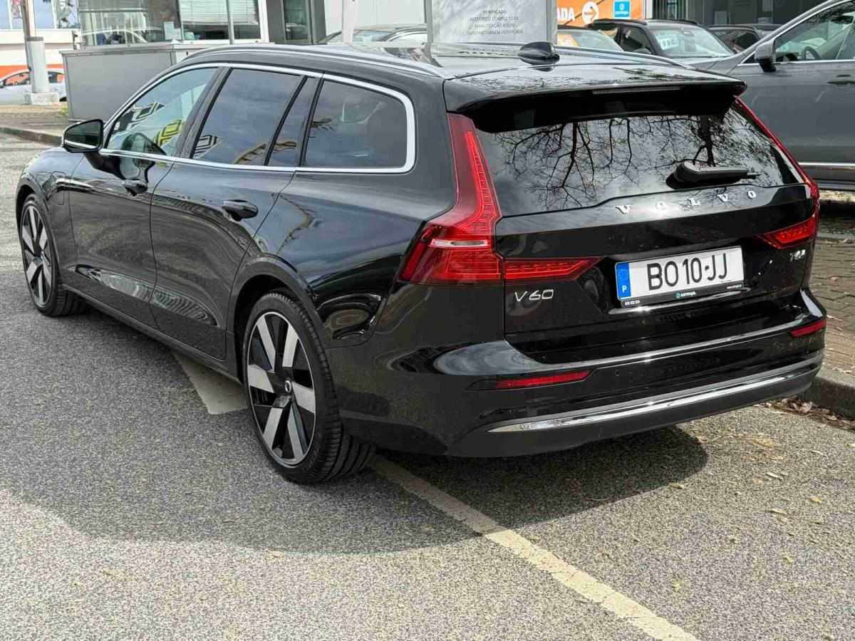volvo-v60-2024-hibrido-1969cc