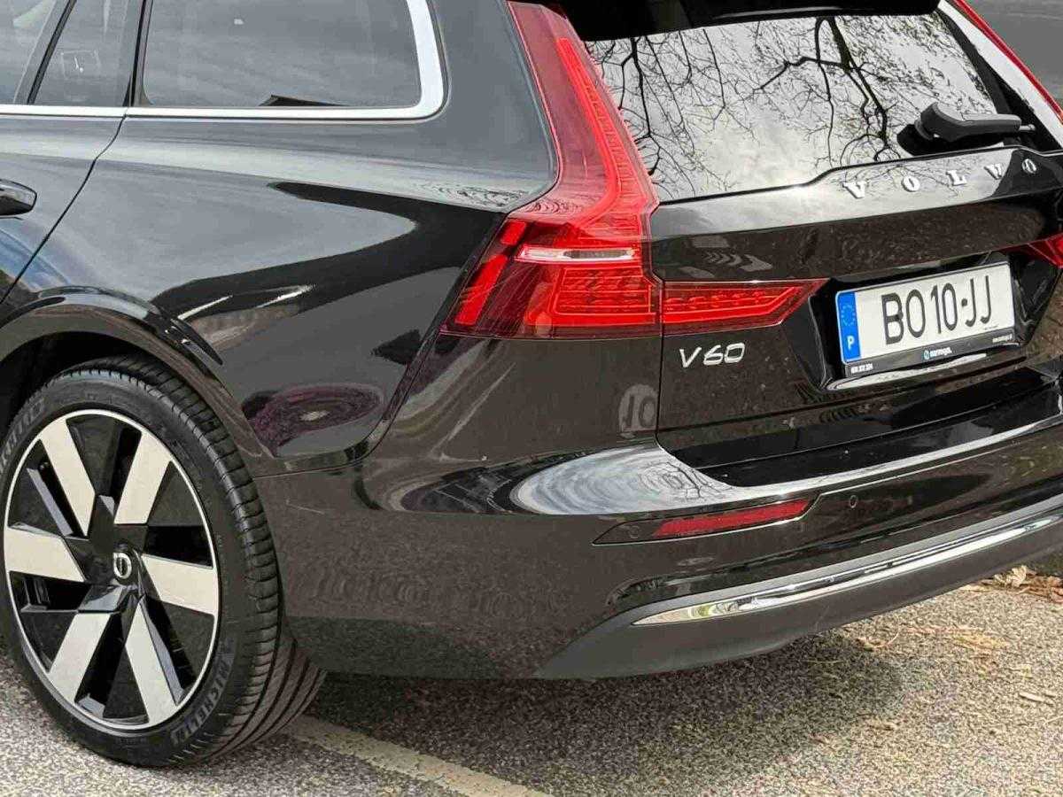 volvo-v60-2024-hibrido-1969cc