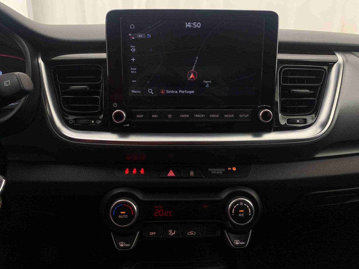 kia-stonic-2025-gasolina-1197cc