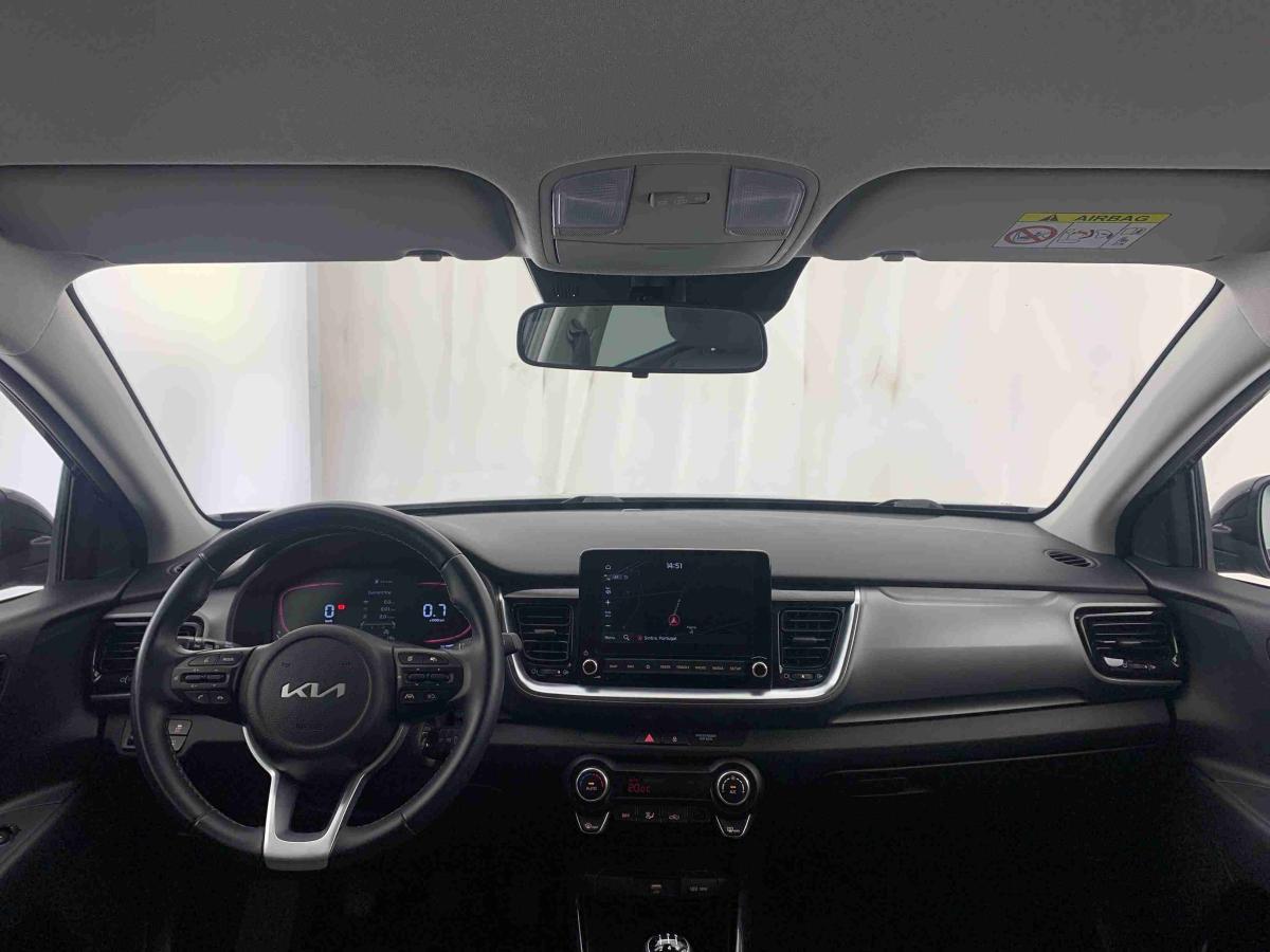 kia-stonic-2025-gasolina-1197cc