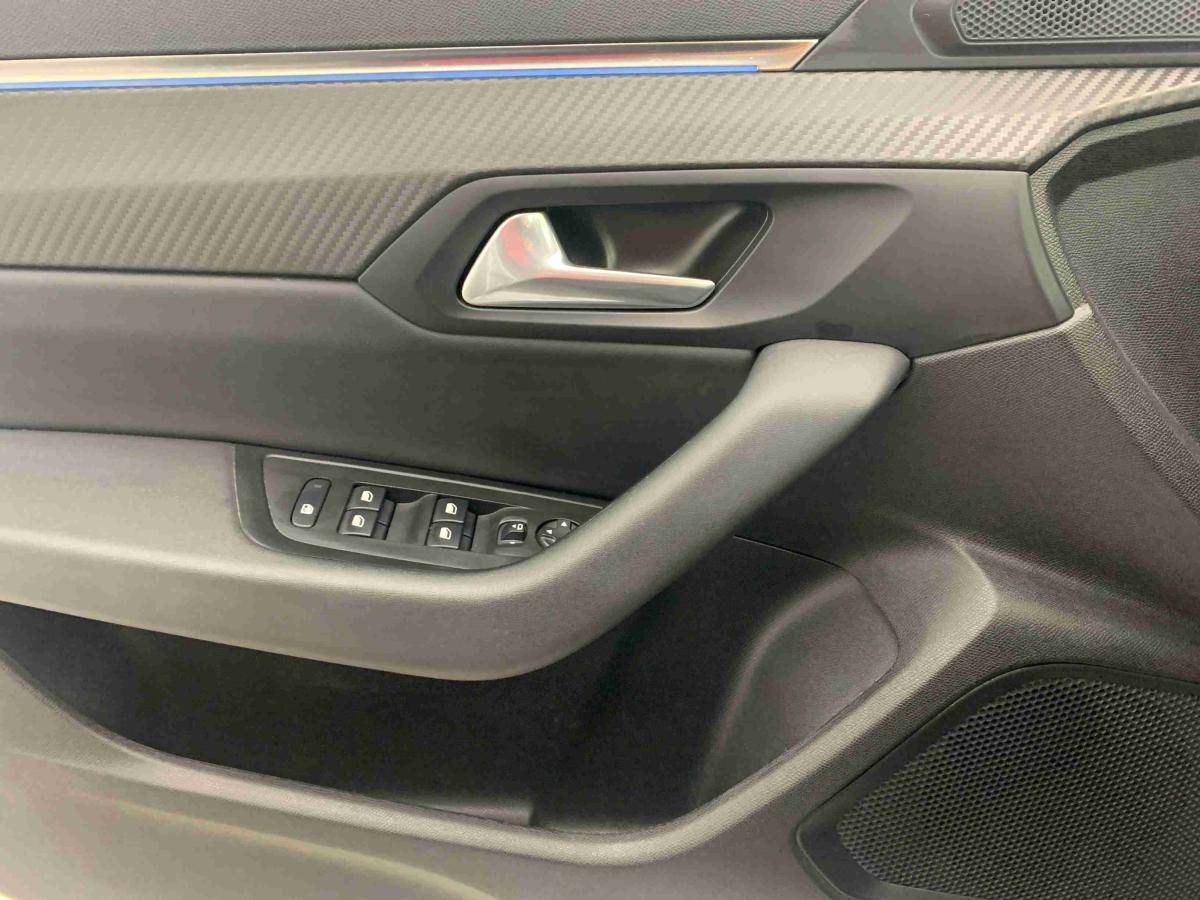 peugeot-508-sw-2021-hibrido-1598cc