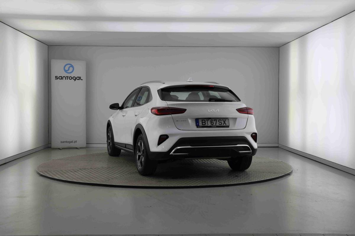 kia-xceed-2025-gasolina-998cc