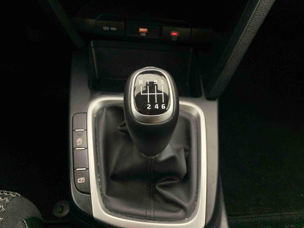 kia-xceed-2025-gasolina-998cc