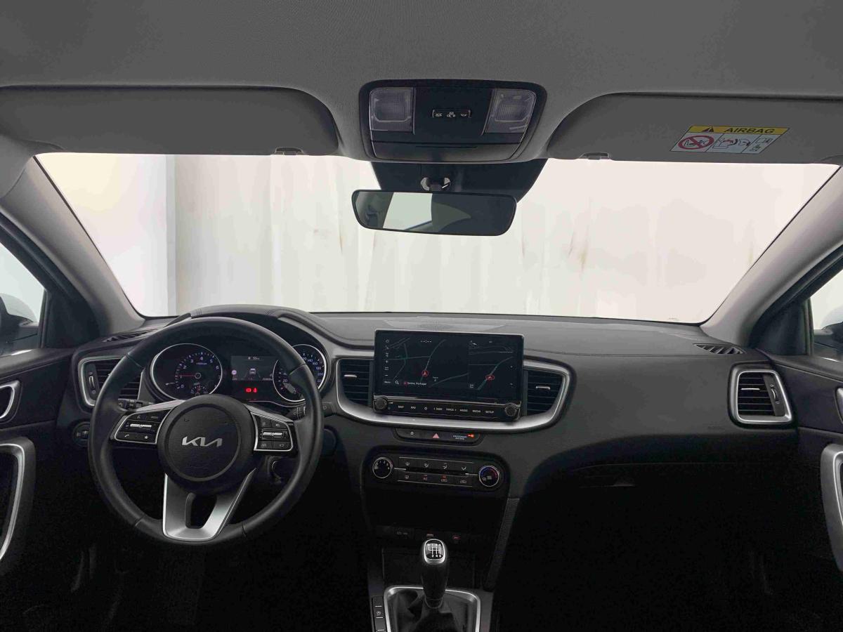 kia-xceed-2025-gasolina-998cc